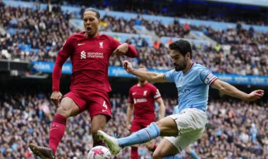 Luis Diaz is unlikely to make a comeback for Arsenal, but Van Dijk and Thiago are available. Jurgen Klopp, manager of Liverpool,