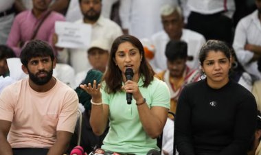 Over allegations of sexual harassment against the WFI chief, the Delhi Police file FIRs.