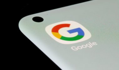 In India, Google removes 3500 loan apps for misleading users and breaking Play Store rules.