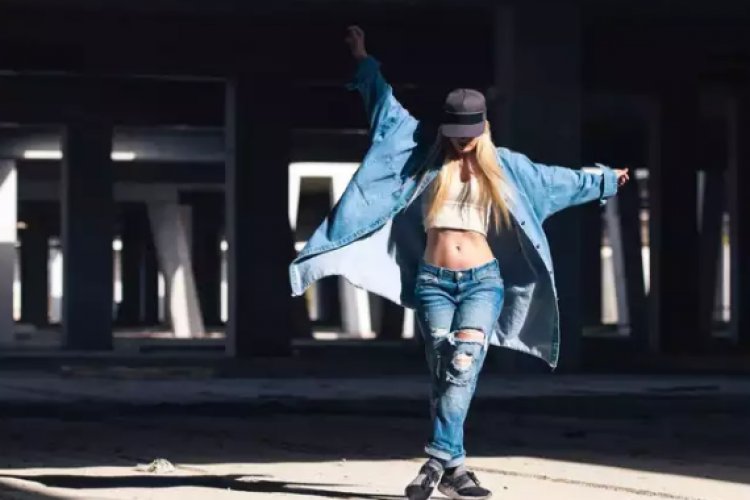 Hip-hop cultural aspects will be featured on the New York Fashion Week catwalk as the artform celebrates its 50th year.