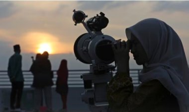 Ramadan 2024 moon sighting highlights include a crescent moon in Saudi Arabia and UAE, starting tonight.