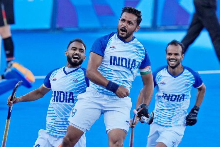 Hockey Olympics 2024: Indian captain Harmanpreet Singh apologized to the country after winning bronze, urging them to show love for hockey.