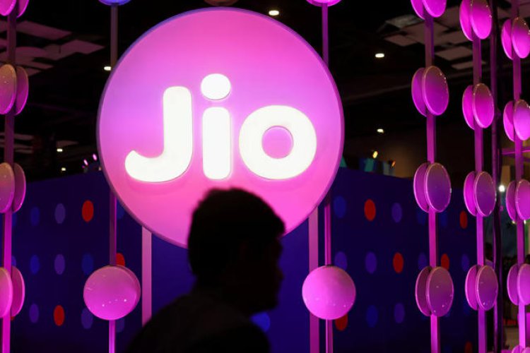 Jio offering unlimited 5G upgrades for 1 year for Rs 601: Details