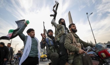 Syria: End of Assad regime, fled the country