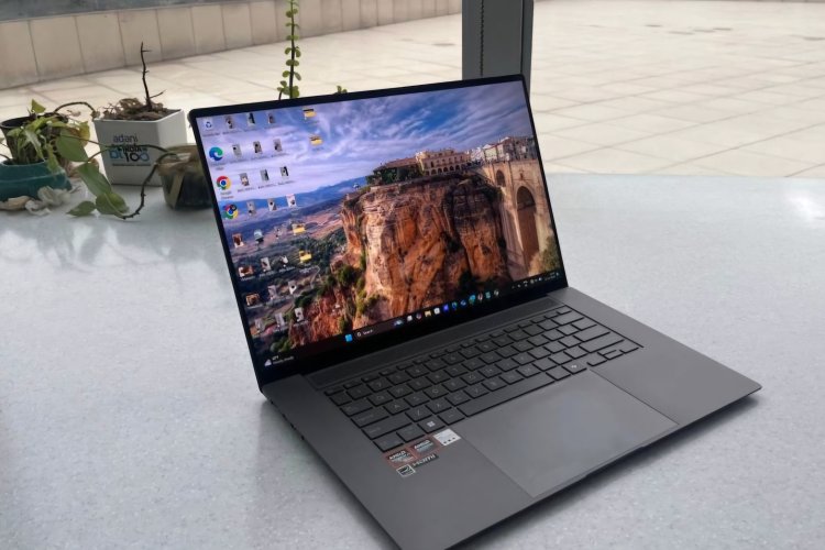 Asus ZenBook S16 review:powerful, light, and accurate in the majority of situations.