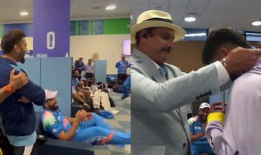 IND vs AUS This player got the Best Fielder Award in the semi-final match, this veteran presented him with the medal, watch VIDEO