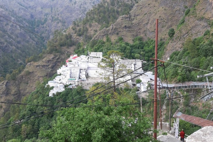 Vaishno Devi Yatra: 14 Strict Rules You Must Know Before Visiting to Avoid Trouble