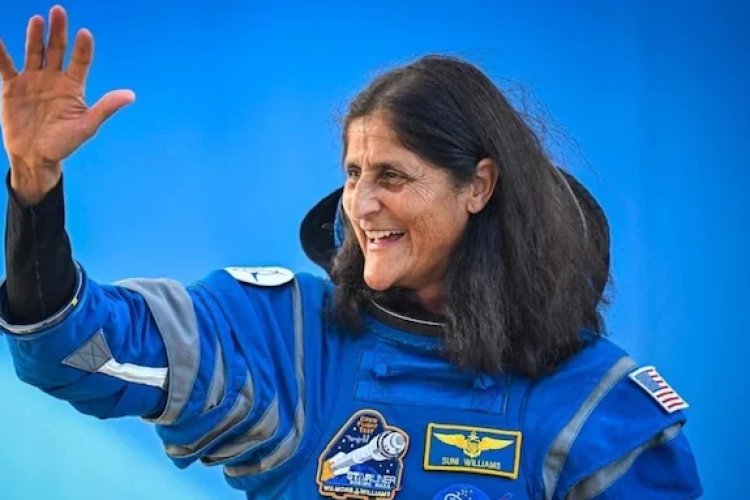 How does space look like India? Reactions by Sunita Williams