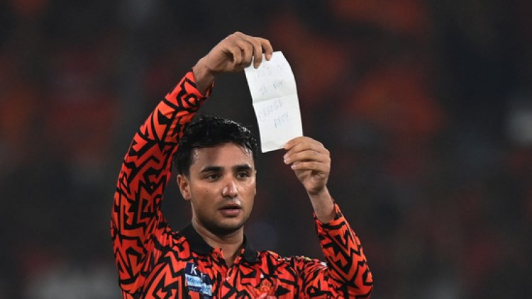 Abhishek Sharma created a new history in IPL, after hitting a stormy century he stole the show with his slip celebration