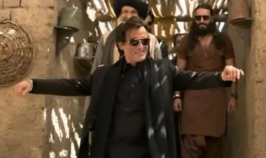 Rohit Shetty lauds For Dhurandhar B, saying "Apna Time Aa Gaya".