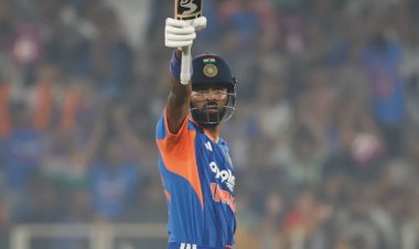 IND vs SA: Hardik Pandya unleashed a brutal attack on South African bowlers, leaving Abhishek Sharma behind.