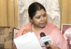 Bengali actress Sreelekha Mitra held an objectionable poster of the PM.